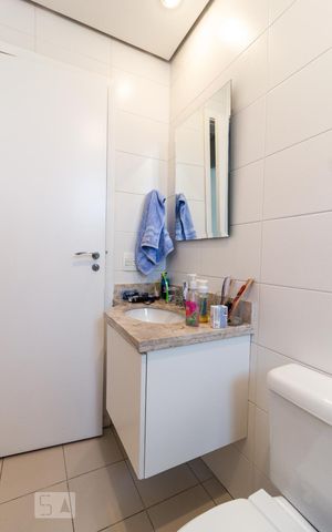 Apartamento à venda com 210m², 3 quartos e 4 vagasBanheiro da Suíte 3