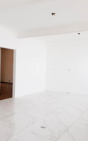 Casa à venda com 400m², 5 quartos e 2 vagas Casa à venda com 400m², 5 quartos e 2 vagasCozinha