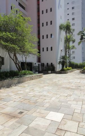 Apartamento à venda com 312m², 4 quartos e 4 vagasÁrea comum