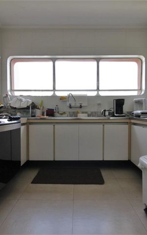Apartamento à venda com 312m², 4 quartos e 4 vagasCozinha