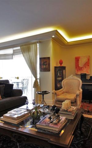 Apartamento à venda com 312m², 4 quartos e 4 vagasSala