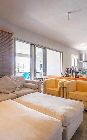 Apartamento à venda com 149m², 3 quartos e 2 vagas Apartamento à venda com 149m², 3 quartos e 2 vagasSala