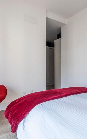 Apartamento à venda com 149m², 3 quartos e 2 vagas Apartamento à venda com 149m², 3 quartos e 2 vagasSuíte 1