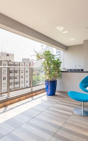 Apartamento à venda com 149m², 3 quartos e 2 vagas Apartamento à venda com 149m², 3 quartos e 2 vagasSala - Varanda