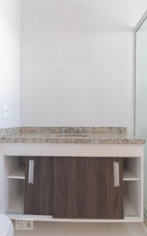 Apartamento à venda com 68m², 2 quartos e 1 vaga Apartamento à venda com 68m², 2 quartos e 1 vagaBanheiro da Suíte