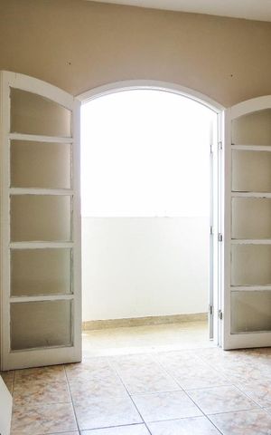 Casa de condomínio à venda com 170m², 4 quartos e 2 vagas