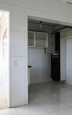 Casa de condomínio à venda com 170m², 4 quartos e 2 vagas