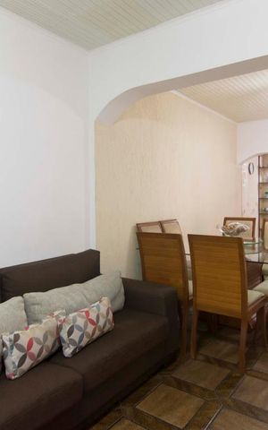 Casa à venda com 120m², 2 quartos e 1 vagaSala