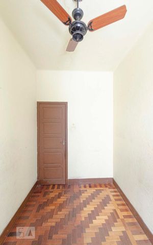 Casa para alugar com 360m², 6 quartos e sem vagaQuarto 3