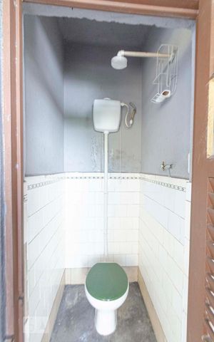Casa para alugar com 360m², 6 quartos e sem vagaBanheiro de Serviço
