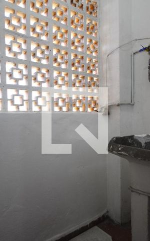 Apartamento à venda com 45m², 1 quarto e sem vagaÁrea de Serviço