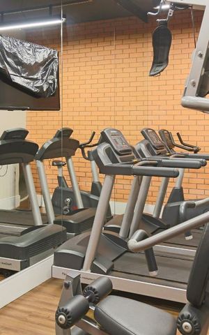 Studio à venda com 42m², 1 quarto e 1 vaga Studio à venda com 42m², 1 quarto e 1 vagaAcademia