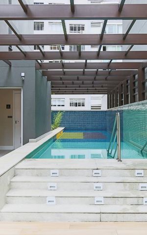 Studio à venda com 42m², 1 quarto e 1 vaga Studio à venda com 42m², 1 quarto e 1 vagaPiscina