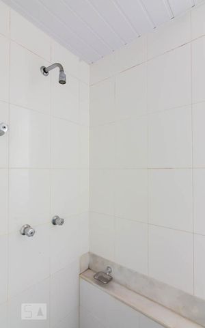 Apartamento para alugar com 50m², 1 quarto e sem vaga Apartamento para alugar com 50m², 1 quarto e sem vagaChuveiro Banheiro Social