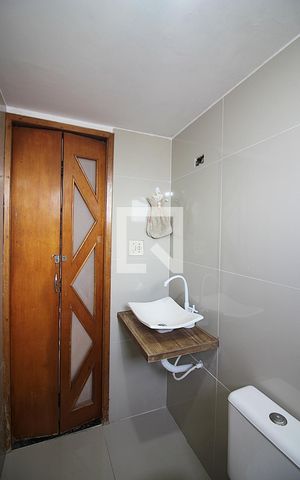 Apartamento à venda com 53m², 2 quartos e 1 vagaBanheiro Social