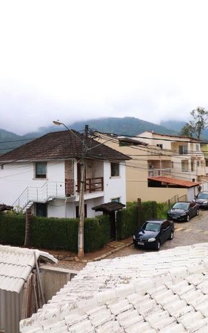 Casa de condomínio à venda com 480m², 3 quartos e 3 vagasVista