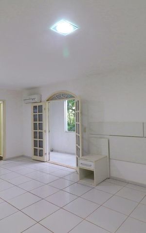 Casa de condomínio à venda com 480m², 3 quartos e 3 vagasSuíte 2