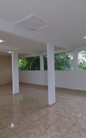 Casa de condomínio à venda com 480m², 3 quartos e 3 vagasTerraço