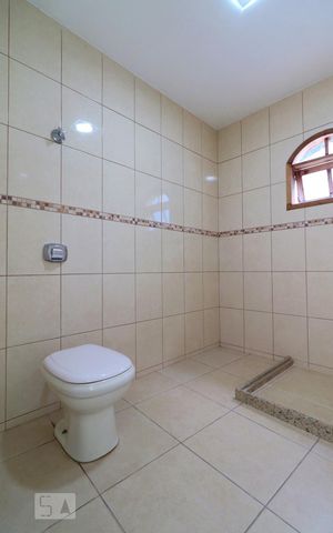 Casa de condomínio à venda com 480m², 3 quartos e 3 vagasBanheiro