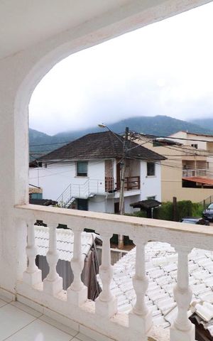 Casa de condomínio à venda com 480m², 3 quartos e 3 vagasVista
