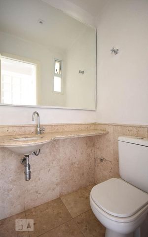Casa de condomínio à venda com 456m², 3 quartos e 4 vagas Casa de condomínio à venda com 456m², 3 quartos e 4 vagasLavabo