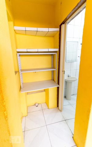 Casa à venda com 80m², 2 quartos e 1 vagaÁrea externa