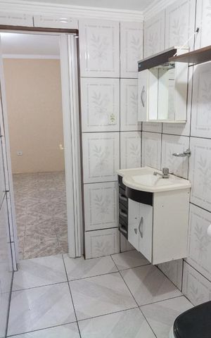 Casa à venda com 80m², 2 quartos e 1 vagaBanheiro suíte