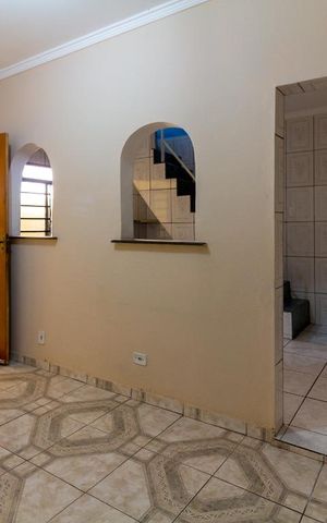 Casa à venda com 80m², 2 quartos e 1 vagaSala