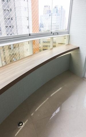 Apartamento para alugar com 255m², 4 quartos e 2 vagas Apartamento para alugar com 255m², 4 quartos e 2 vagasVaranda
