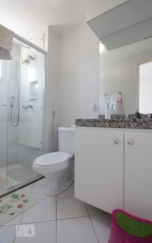 Apartamento à venda com 145m², 4 quartos e 3 vagasBanheiro da suíte 2