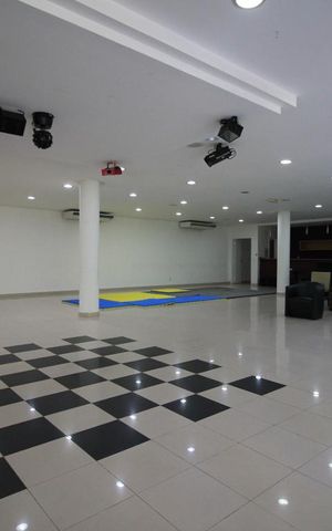 Apartamento à venda com 145m², 4 quartos e 3 vagasSalão de festas