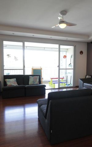 Apartamento à venda com 145m², 4 quartos e 3 vagasSala