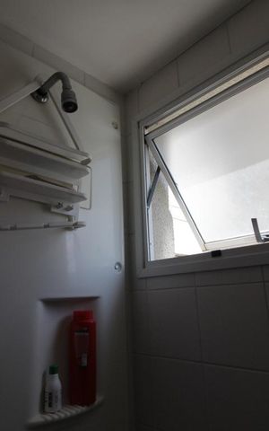 Apartamento à venda com 145m², 4 quartos e 3 vagasChuveiro
