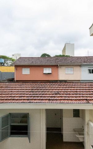 Casa à venda com 112m², 3 quartos e 2 vagas Casa à venda com 112m², 3 quartos e 2 vagasVista do Quarto 2