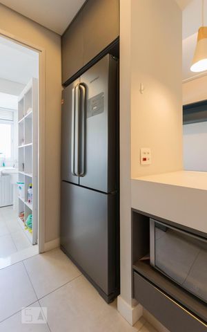 Apartamento para alugar com 69m², 1 quarto e 1 vagaCozinha (Geladeira)