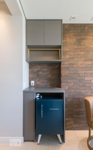 Apartamento para alugar com 69m², 1 quarto e 1 vagaSala e Varanda (Armários)