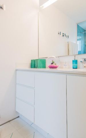 Apartamento à venda com 248m², 3 quartos e 3 vagasBanheiro da Suíte 2