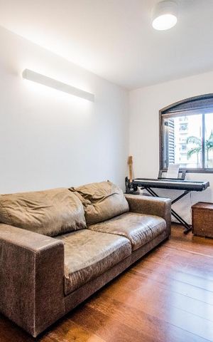 Apartamento à venda com 248m², 3 quartos e 3 vagasSala 2