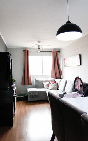 Apartamento à venda com 56m², 2 quartos e 1 vaga Apartamento à venda com 56m², 2 quartos e 1 vagaSala