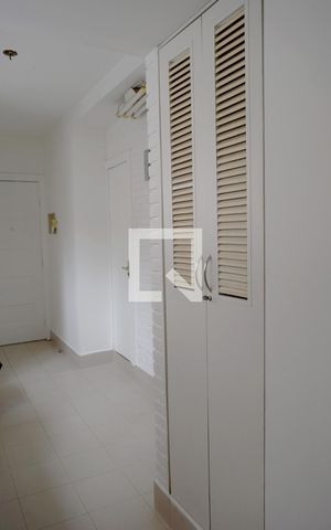 Apartamento à venda com 165m², 3 quartos e 1 vagaÁrea de Serviço