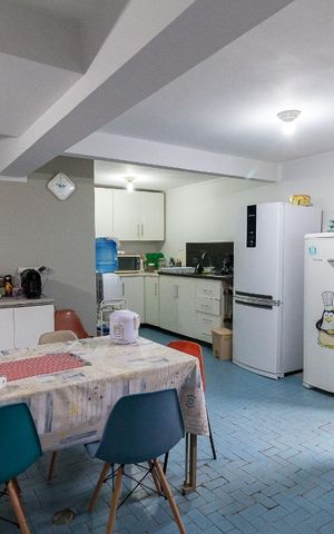 Casa para alugar com 232m², 3 quartos e 3 vagasCozinha