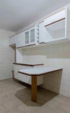 Apartamento à venda com 140m², 3 quartos e 2 vagasCozinha