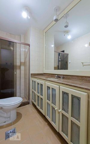 Apartamento à venda com 140m², 3 quartos e 2 vagasBanheiro