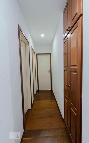 Apartamento à venda com 140m², 3 quartos e 2 vagasCorredor