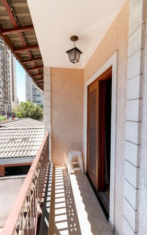 Casa à venda com 159m², 3 quartos e 4 vagasVaranda quarto suíte 1