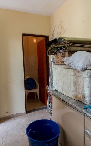 Casa à venda com 159m², 3 quartos e 4 vagasQuarto de serviço
