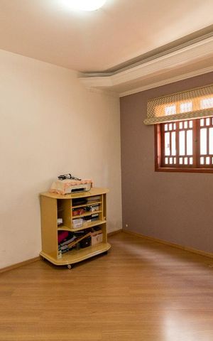 Casa à venda com 159m², 3 quartos e 4 vagasSala de TV