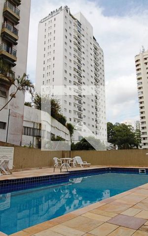 Apartamento à venda com 50m², 2 quartos e 2 vagas Apartamento à venda com 50m², 2 quartos e 2 vagasÁrea comum - Piscina