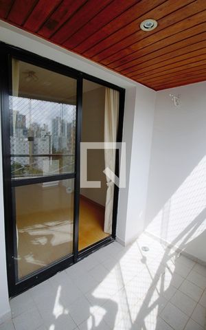 Apartamento à venda com 50m², 2 quartos e 2 vagas Apartamento à venda com 50m², 2 quartos e 2 vagasVaranda da Sala