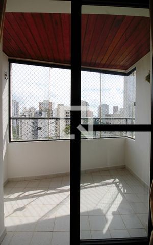 Apartamento à venda com 50m², 2 quartos e 2 vagas Apartamento à venda com 50m², 2 quartos e 2 vagasVaranda da Sala